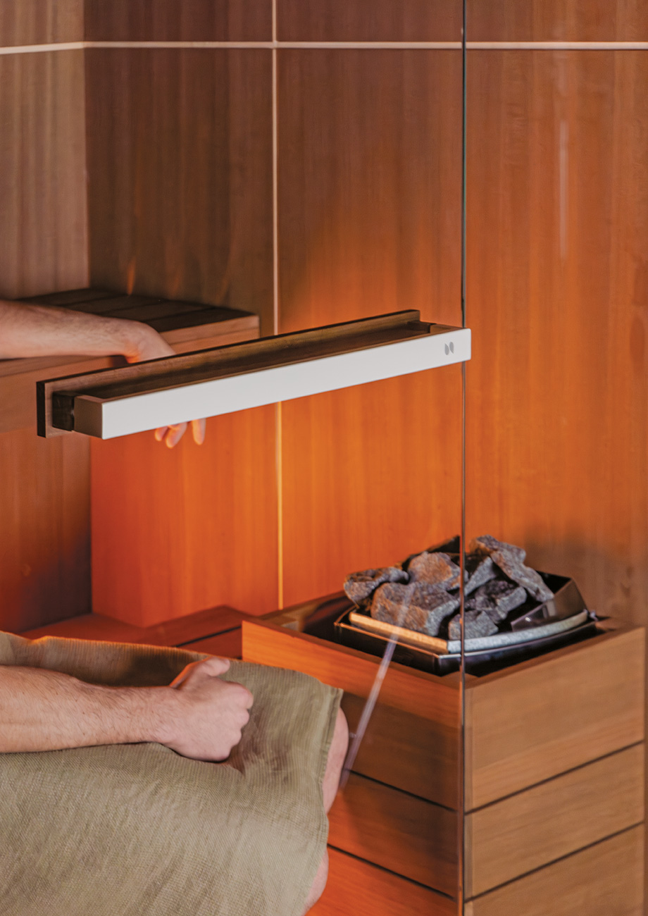 Celsius-sauna-maniglia-mano-920x1300 Celsius-sauna-maniglia-mano-920x1300